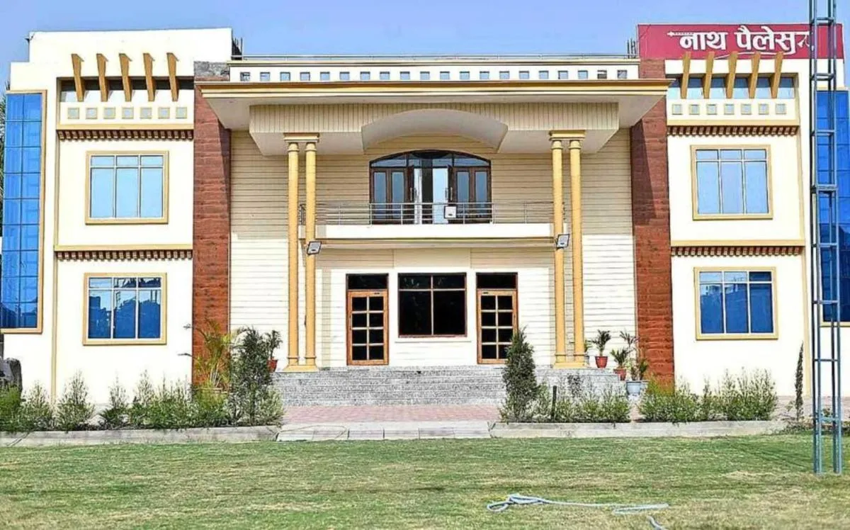 Image 5 of Goroomgo Nath Palace Varanasi – Full Air Conditioned – Excellent Location
