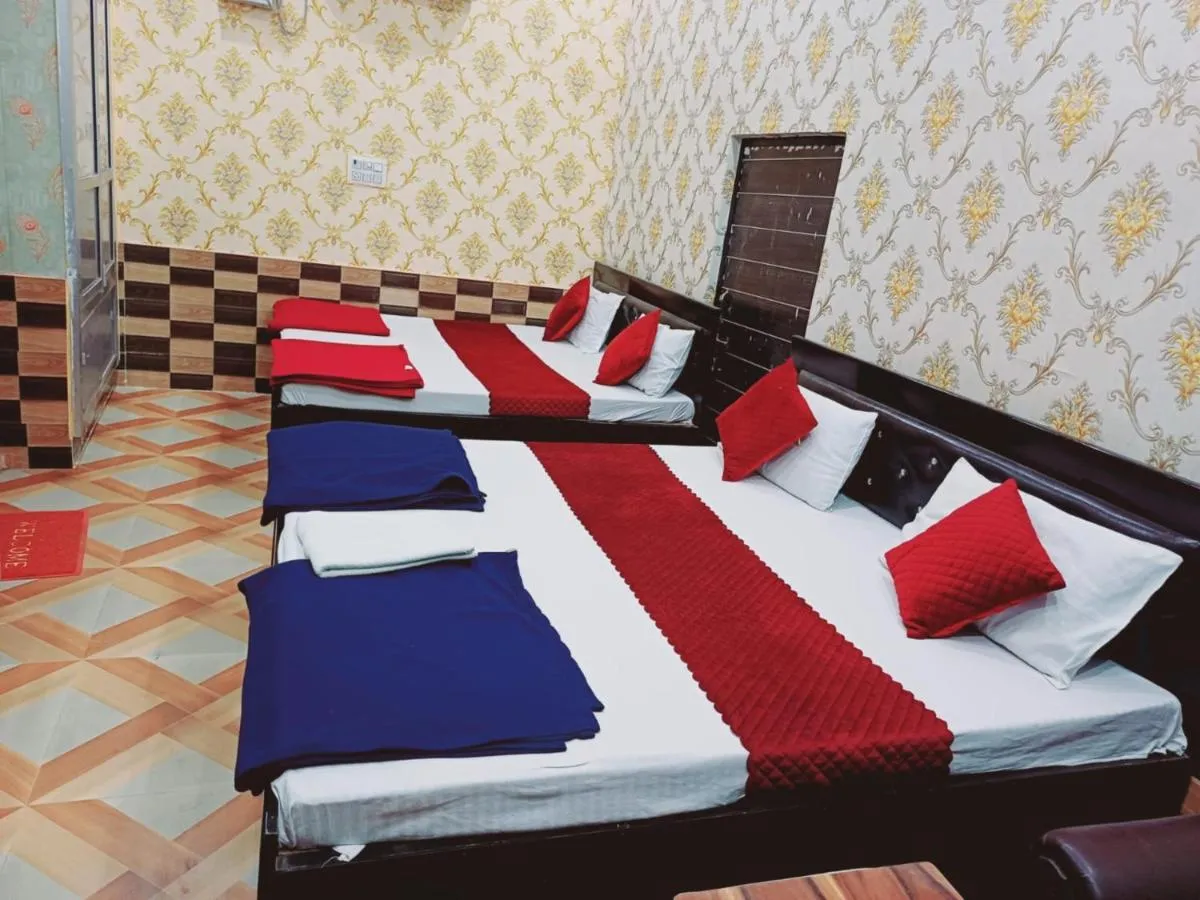 Image 6 of Goroomgo Raghunandan Guest House Ayodhya