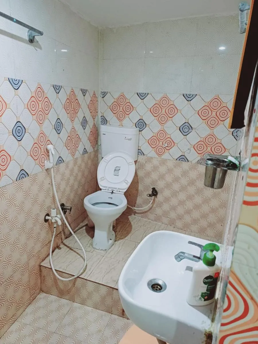Image 3 of Goroomgo Raghunandan Guest House Ayodhya