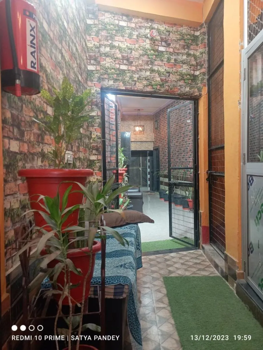 Image 5 of Goroomgo Raghunandan Guest House Ayodhya