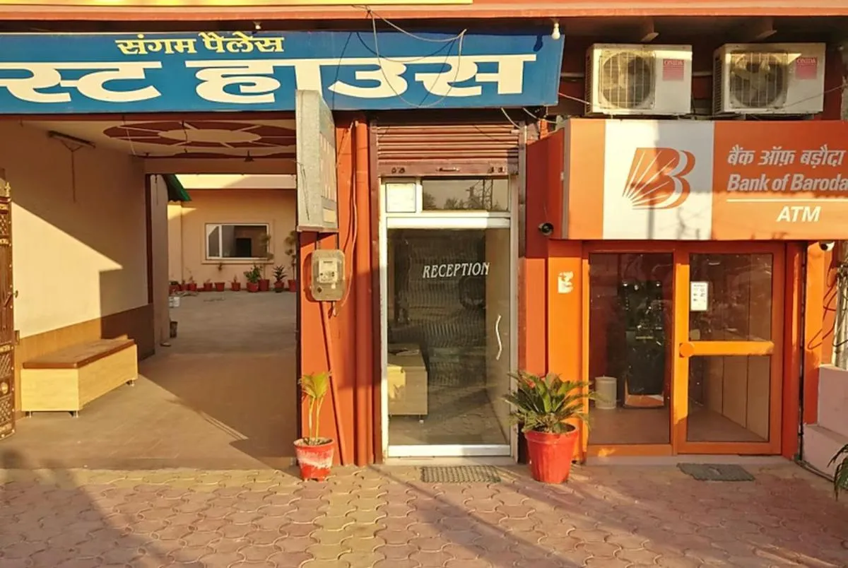 Image 6 of Goroomgo Sangam Palace Guest house Mathura – Prime Location