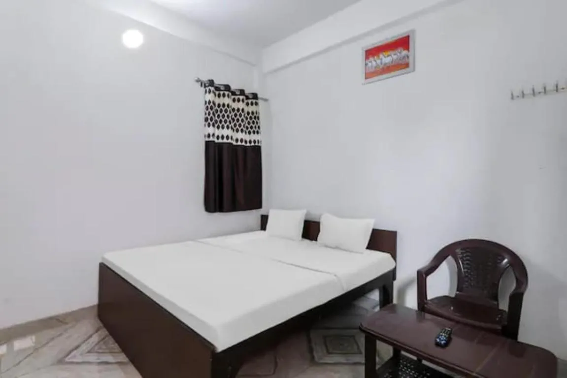 Image of Goroomgo Shiv Ganga Guest House varanasi – Excellent Customer Choice -Best Seller