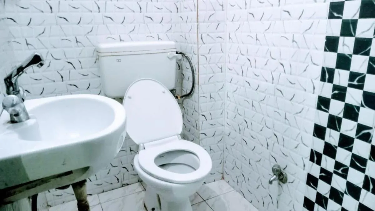 Image 2 of Goroomgo Shivay Guest House Varanasi – Jantar Mantar Mandir-900 m