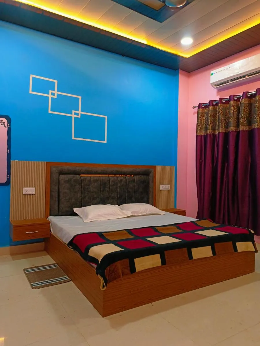 Image 1 of Grihalaxmi Paying Guest House