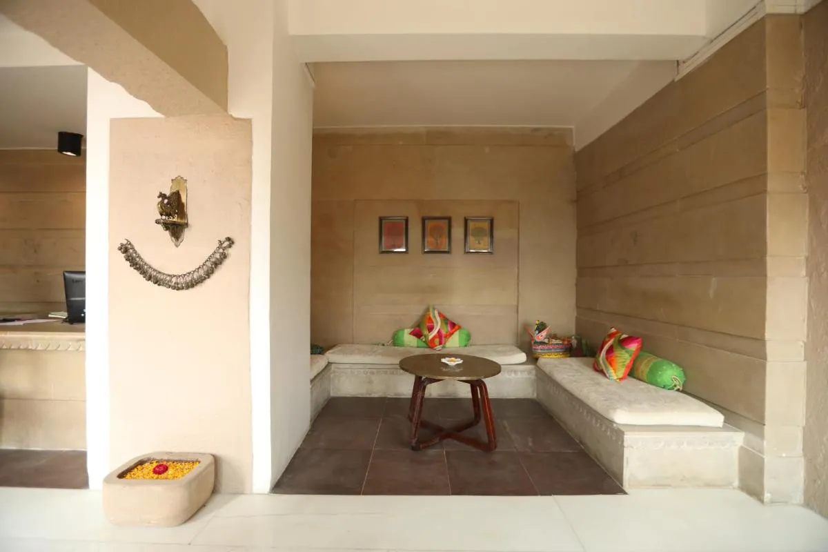 Image 2 of Guleria Kothi at Ganges