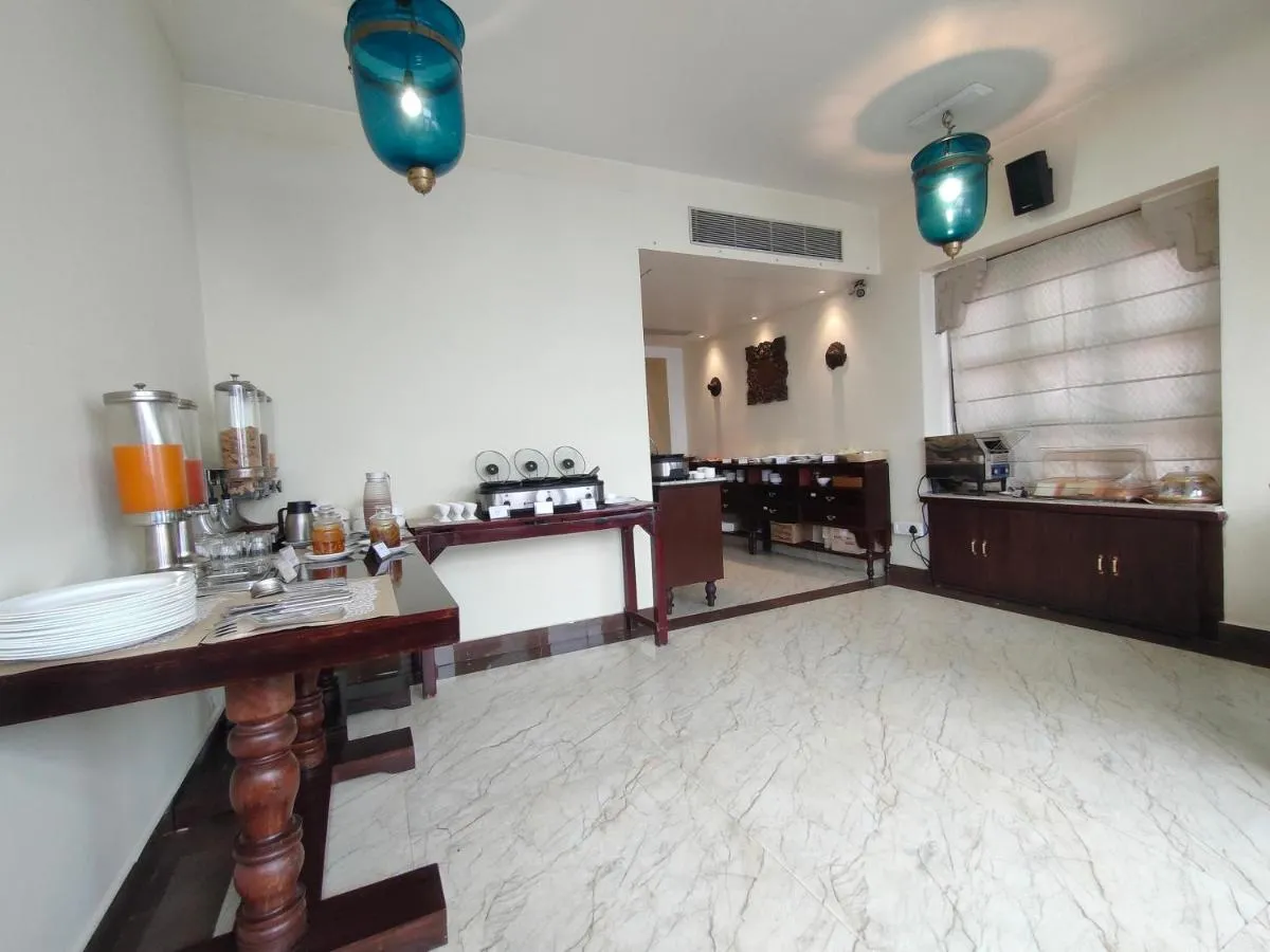 Image 3 of Guleria Kothi at Ganges