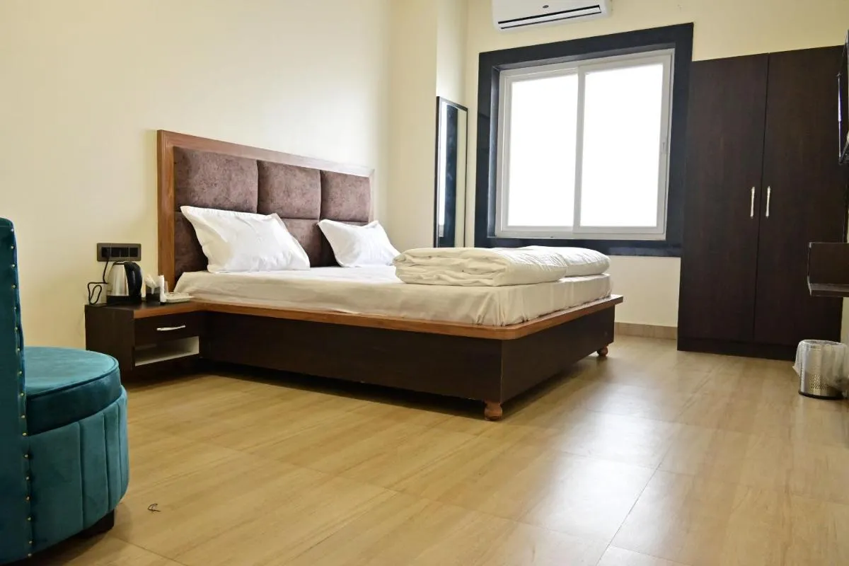 Image 1 of HOTEL MAYUR