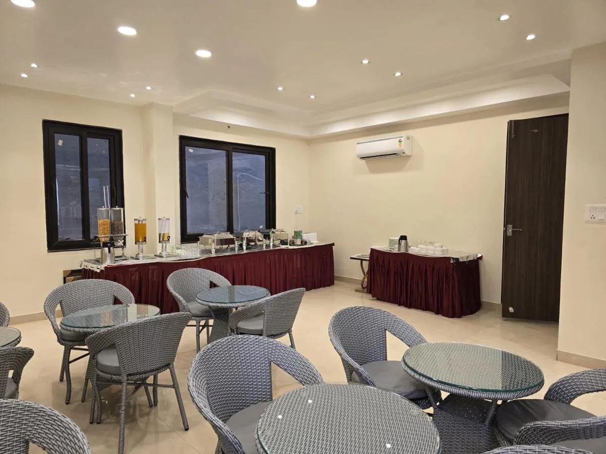 Image 6 of HOTEL OMKAR INTERNATIONAL VARANASI –A Premium Luxury Hotel — 5-Star Feel At An Affordable Price — Near Kashi Vishwanath Temple and Ganga Ghat–