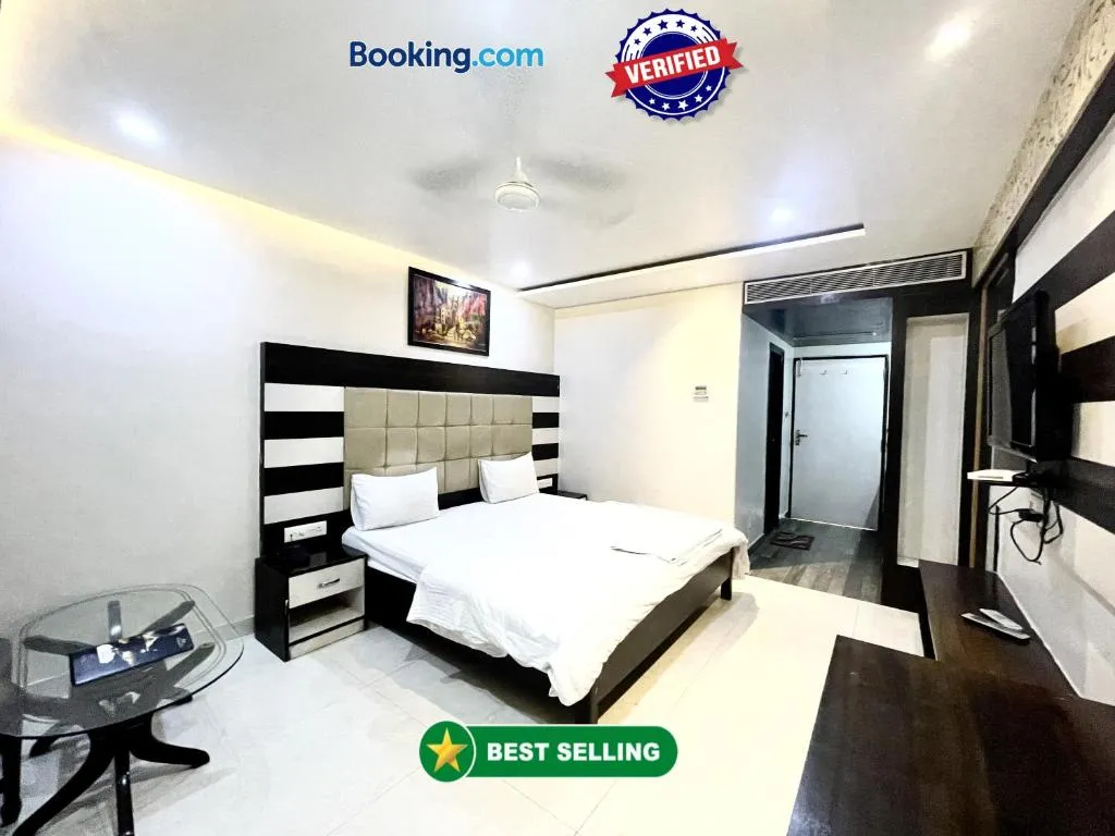 Image of HOTEL P PALACE ! VARANASI fully-Air-Conditioned-hotel lift-and-Parking-availability, near Kashi Vishwanath Temple, and Ganga ghat
