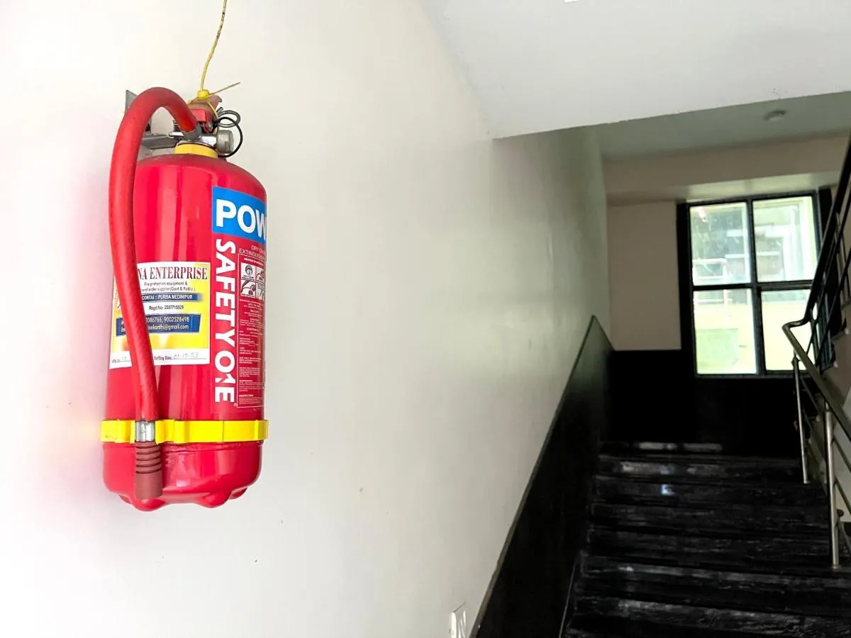 Image 2 of HOTEL PRAKASH GUEST HOUSE ! Varanasi ! fully-Air-Conditioned hotel at prime location with off site Parking availability, near Kashi Vishwanath Temple, and Ganga ghat