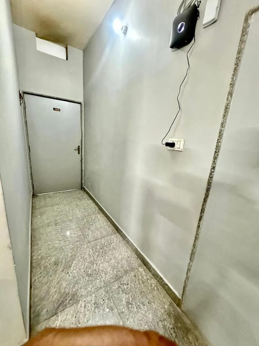 Image 6 of HOTEL PRAKASH GUEST HOUSE ! Varanasi ! fully-Air-Conditioned hotel at prime location with off site Parking availability, near Kashi Vishwanath Temple, and Ganga ghat
