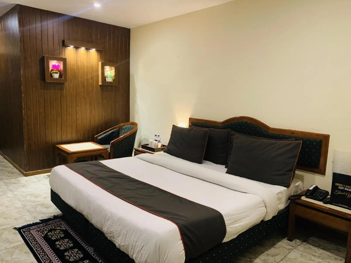 Image 3 of HOTEL ROYAL PRESIDENCY INN