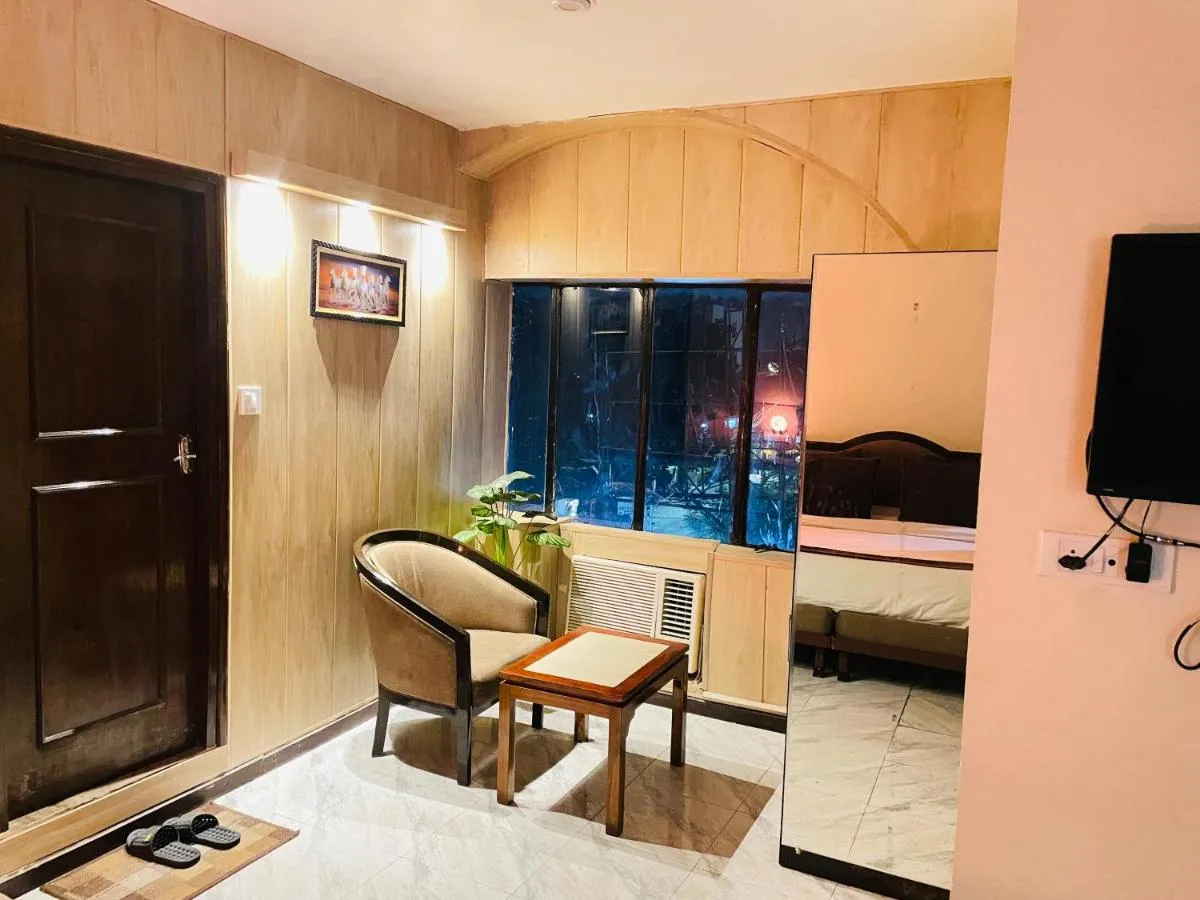Image 4 of HOTEL ROYAL PRESIDENCY INN