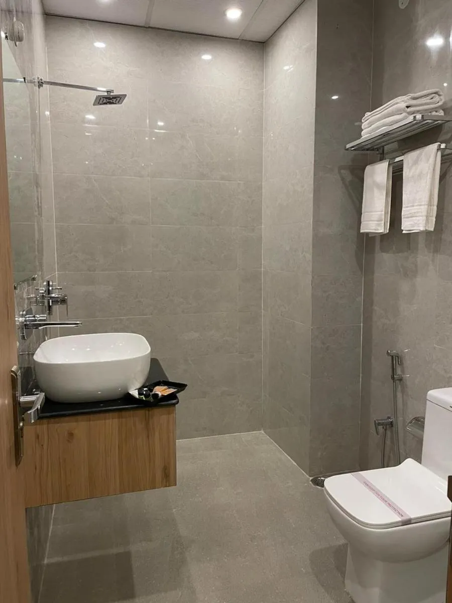 Image 2 of HOTEL SDS GRAND