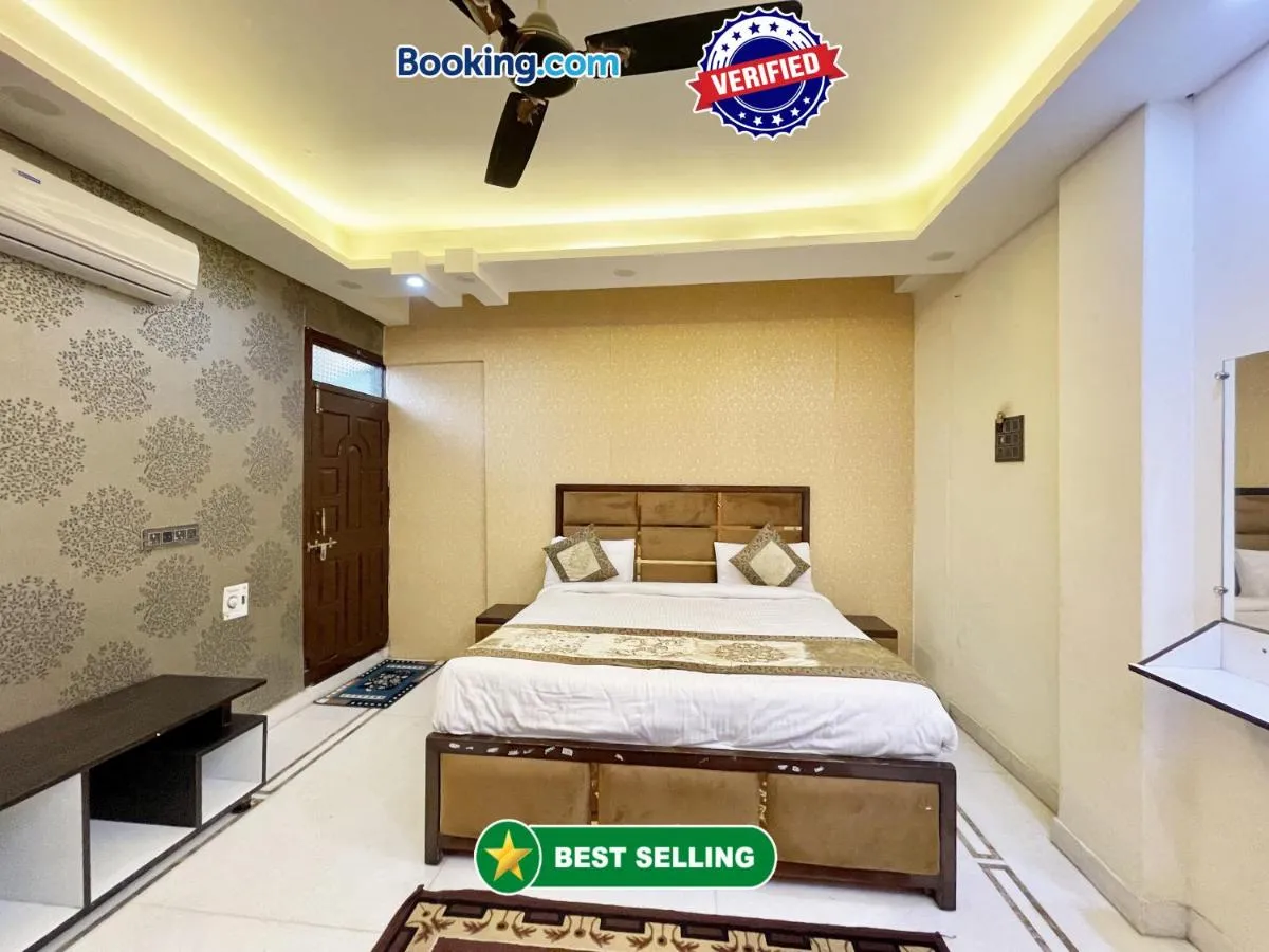 Image 4 of HOTEL SHIVEE ! VARANASI with Swimming-Pool, fully Air-Conditioned hotel with Parking availability, near Kashi Vishwanath Temple, and Ganga ghat