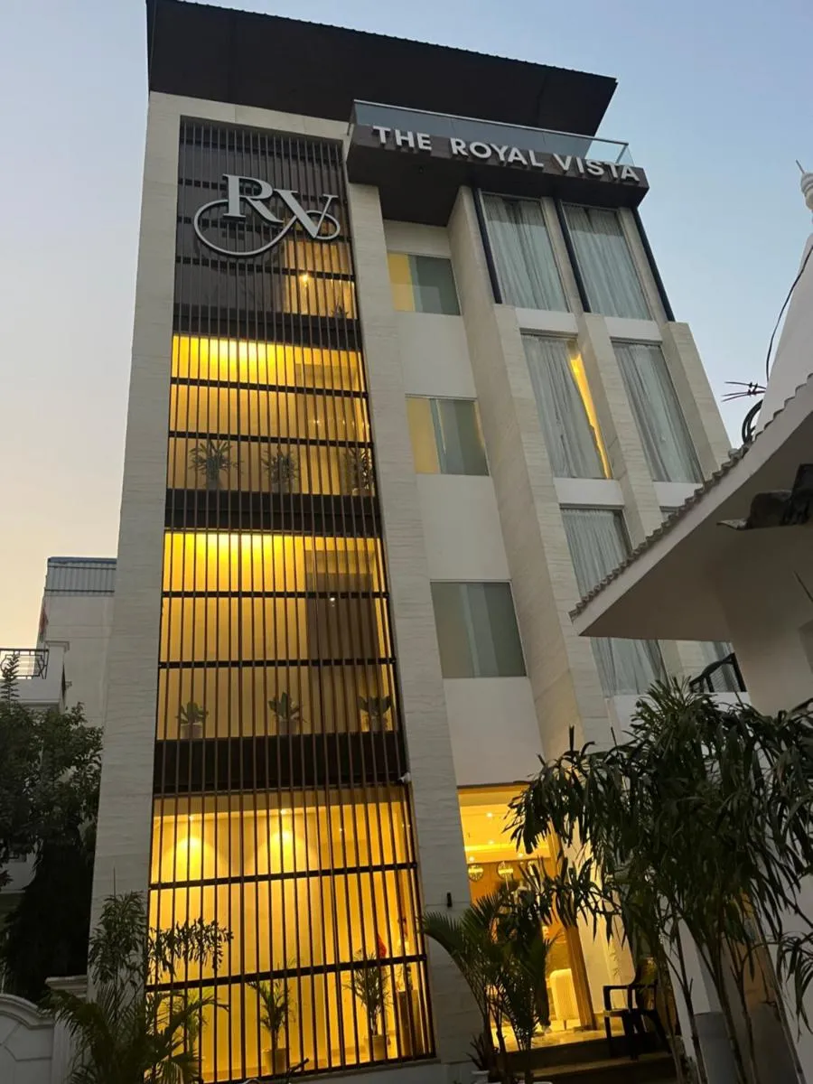 Image 3 of HOTEL THE ROYAL VISTA
