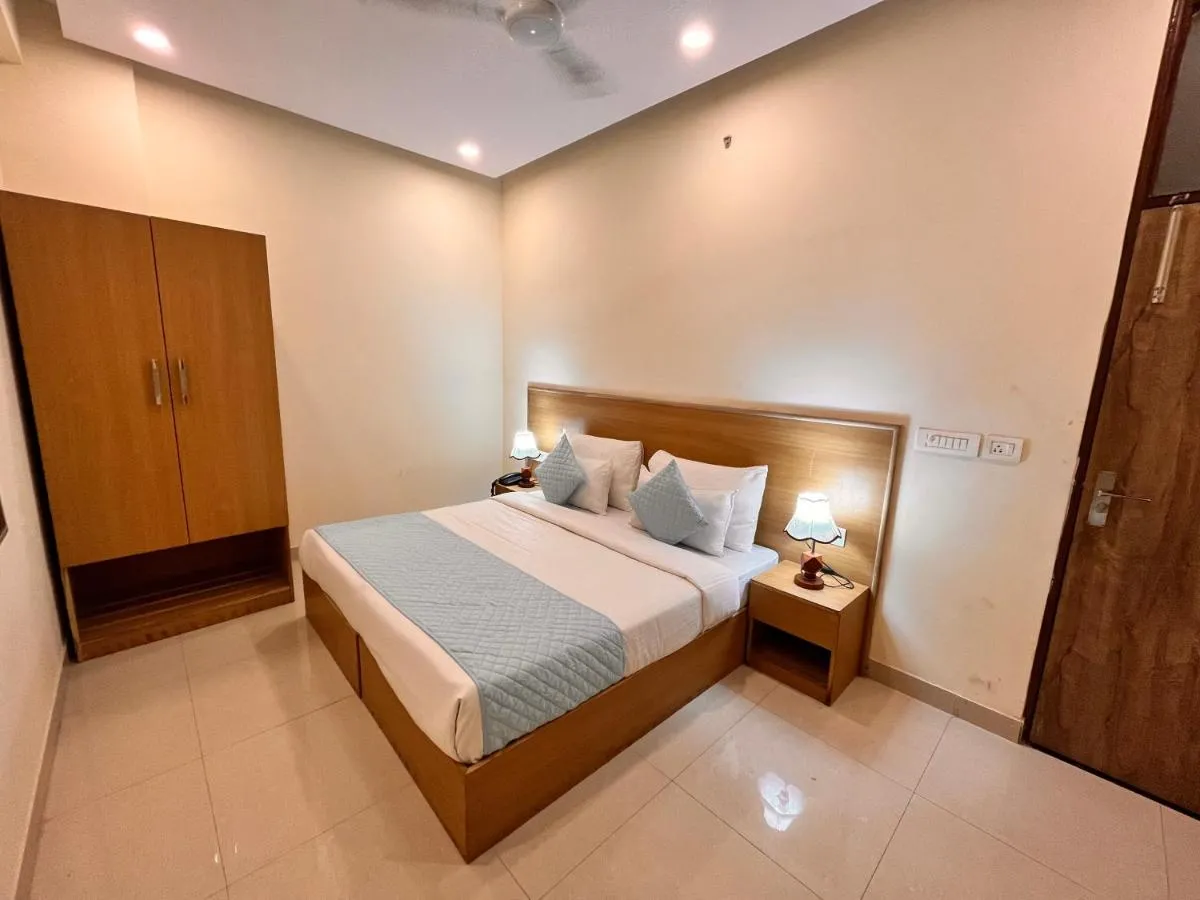 Image 6 of HOTEL TNCS – Couple Friendly Local IDs Accepted