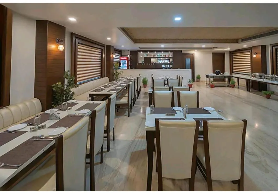 Image 2 of Hotel Agra Grande By Goyal Hoteliers