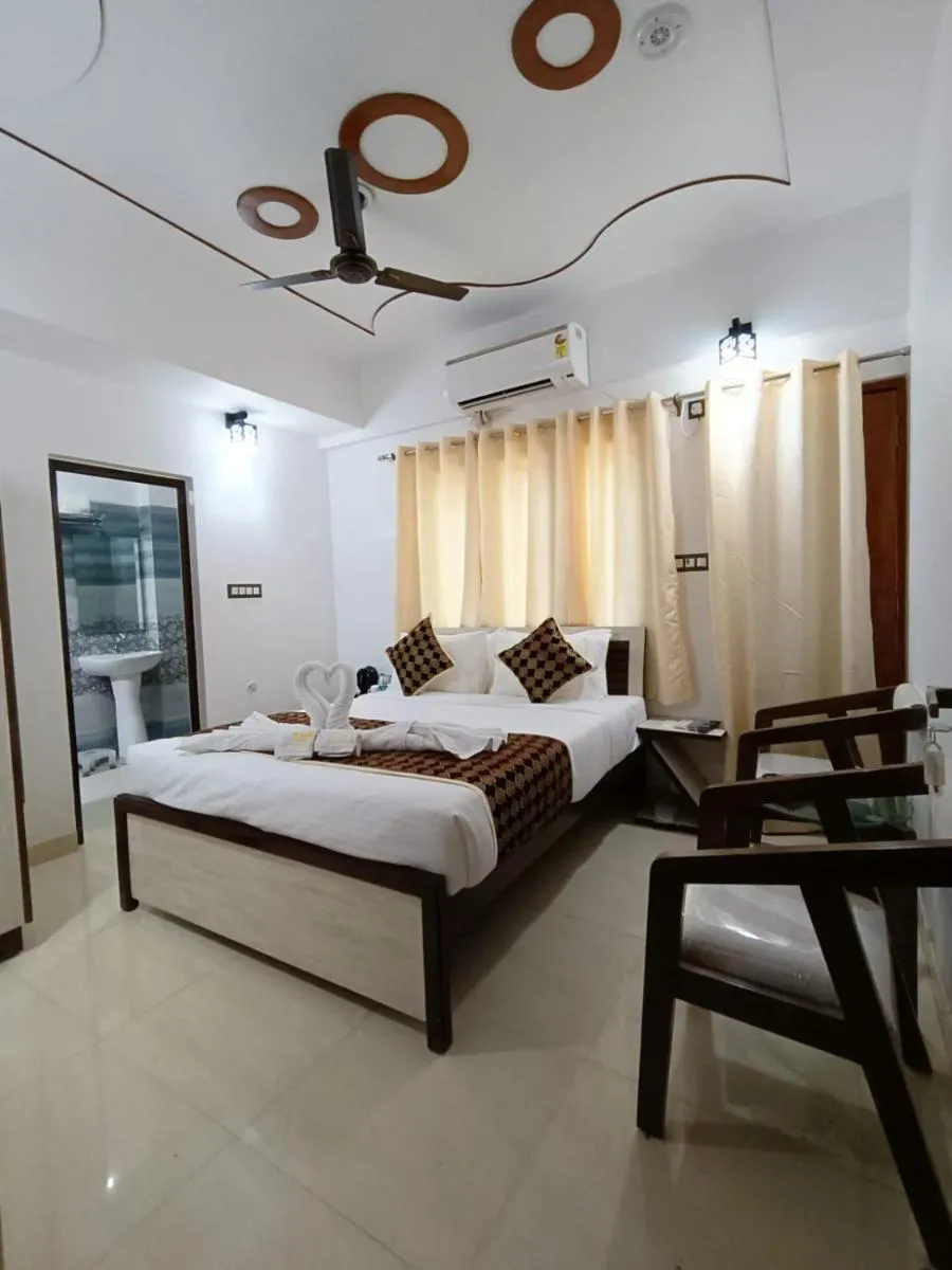 Image 4 of Hotel Aman Residency