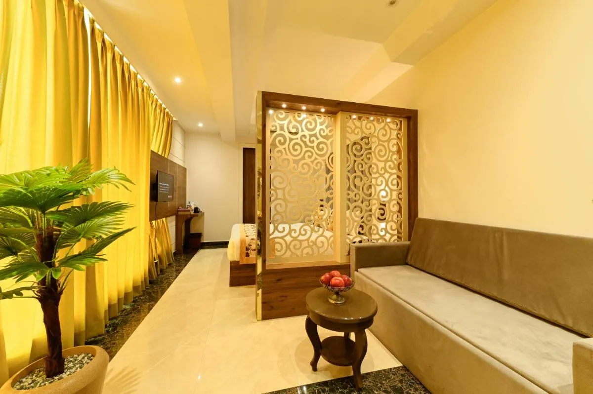 Image 1 of Hotel Avalon Palms Agra