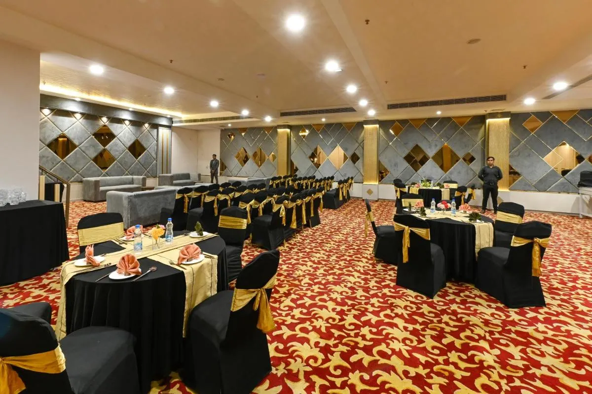 Image 5 of Hotel Avalon Palms Agra