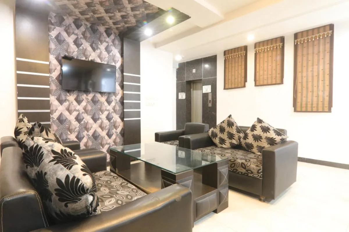 Image 4 of Hotel Global inn Hussainganj Lucknow