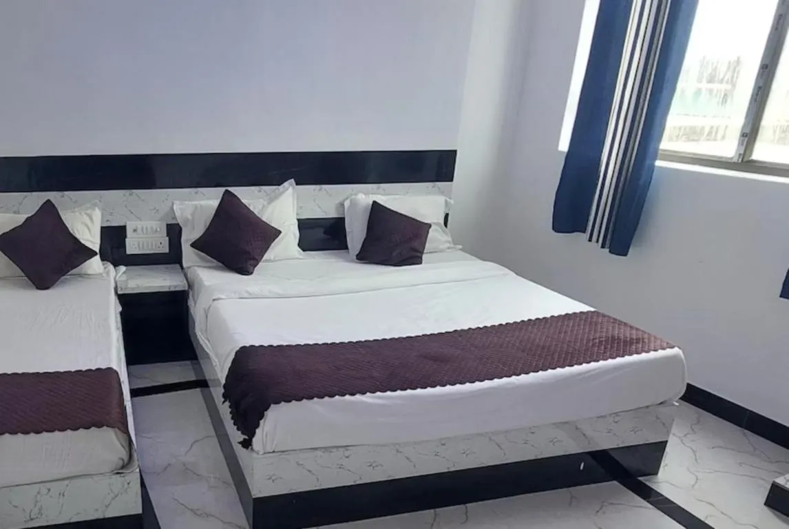 Image of Hotel Hanuman Ayodhya -Walking distance from Ram Mandir , , Fully-air-conditioned hotel with Free wifi-facility, Best Hotel Inn Ayodhya