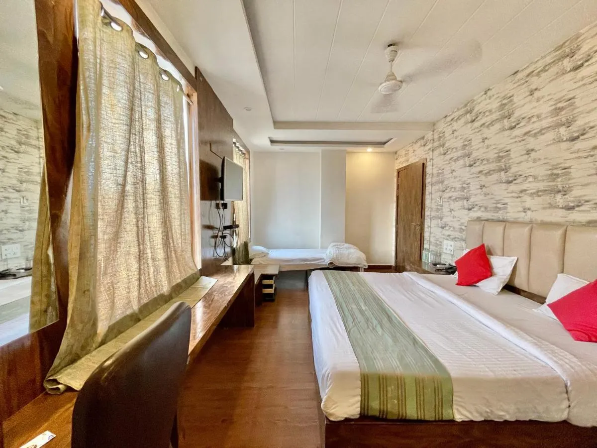 Image 1 of Hotel Janaki ! Varanasi ! होटल जानकी – హోటల్ జానకి fully-Air-Conditioned-hotel family-friendly-hotel, near-Kashi-Vishwanath-Temple and Ganga ghat