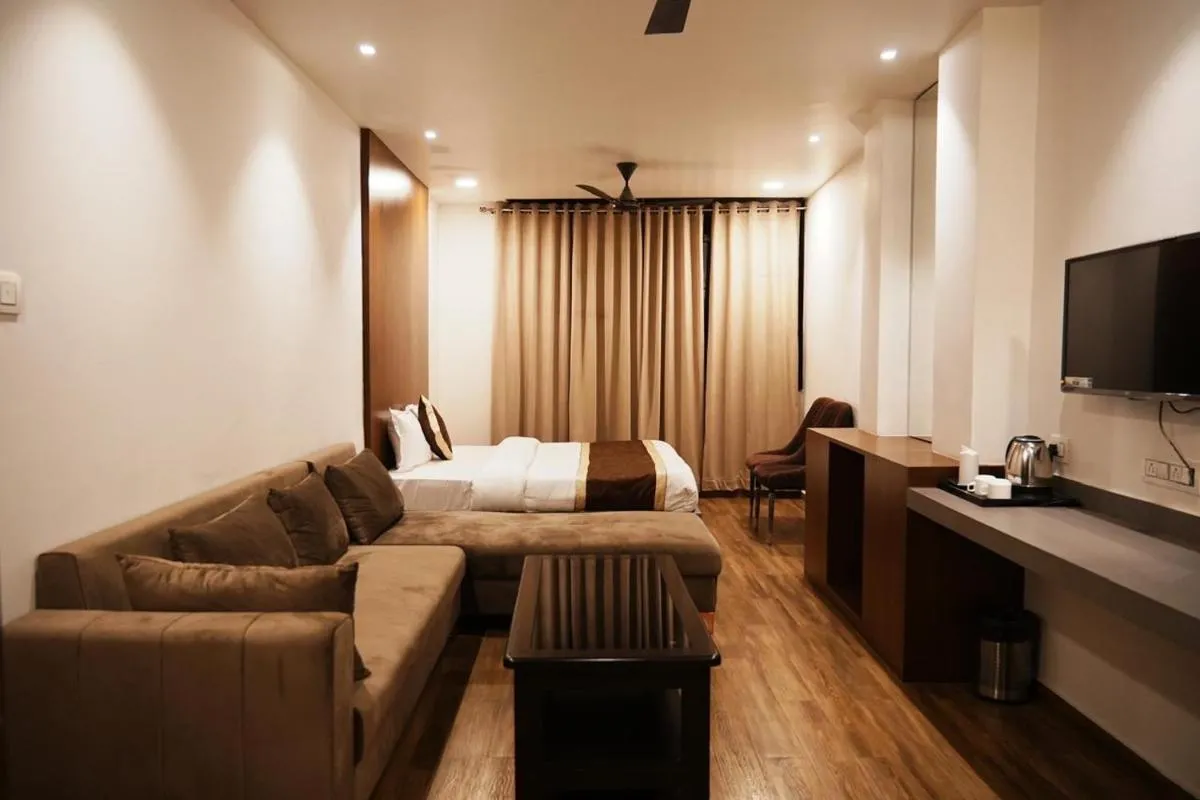 Image 3 of Hotel Kartar grand