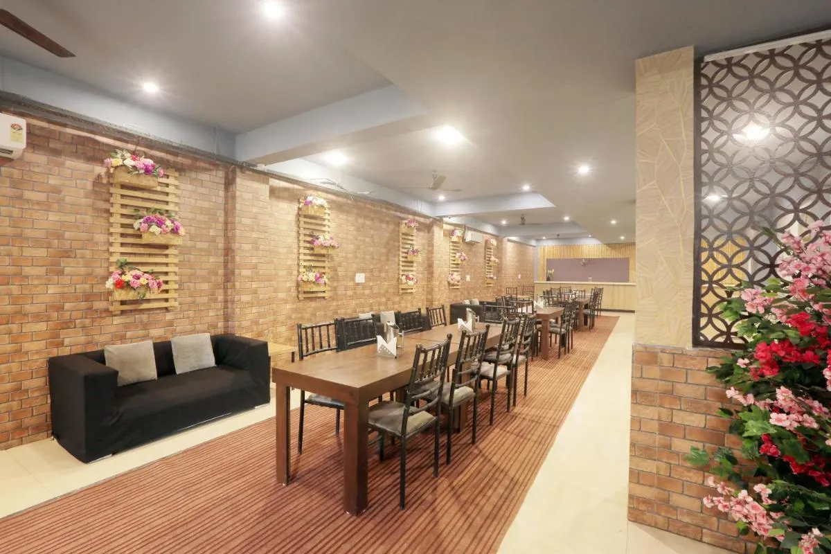 Image 3 of Hotel Lemon Suites & Banquet Noida Sector 62