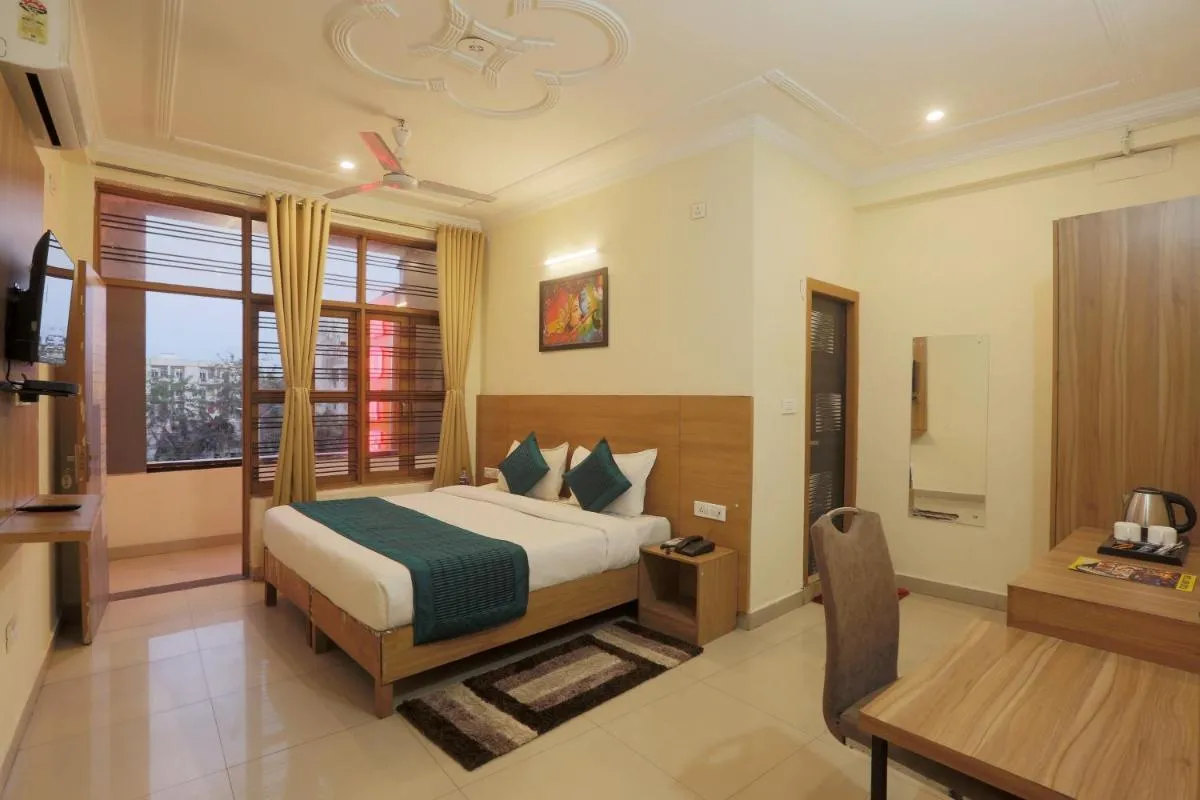 Image 5 of Hotel Lemon Suites & Banquet Noida Sector 62