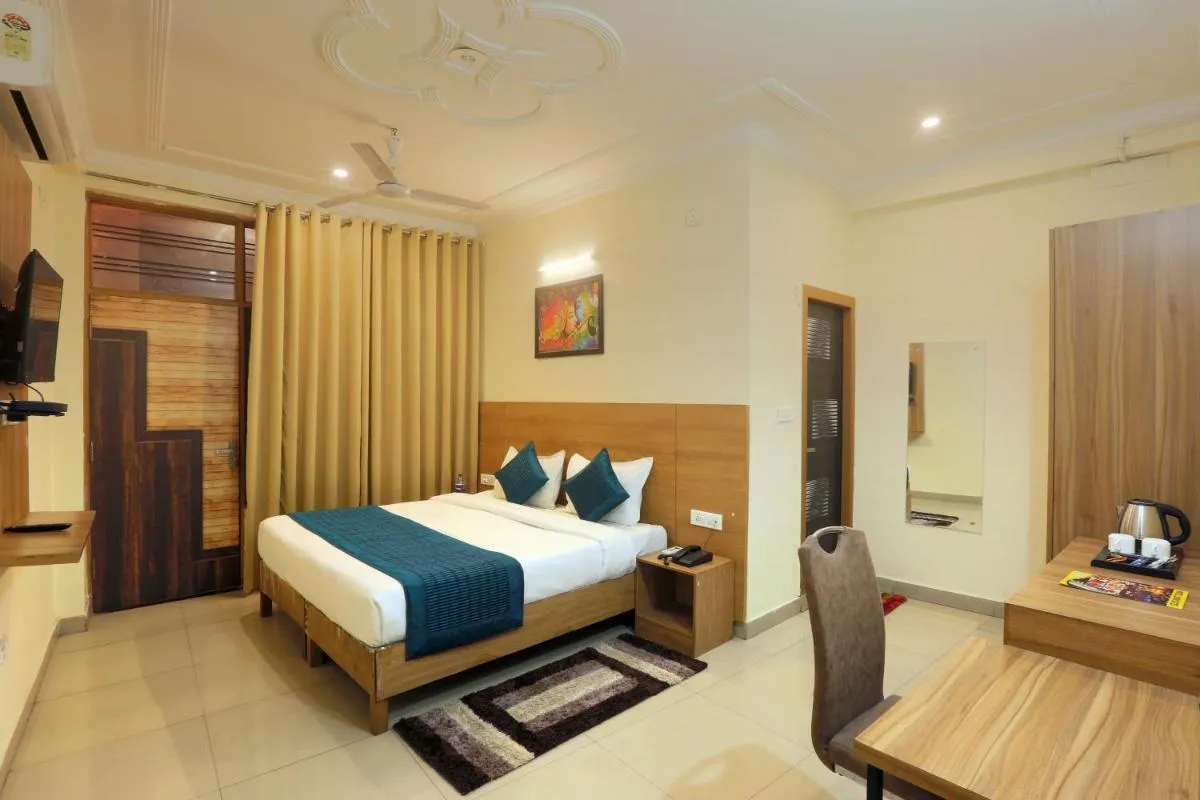 Image 1 of Hotel Lemon Suites & Banquet Noida Sector 62