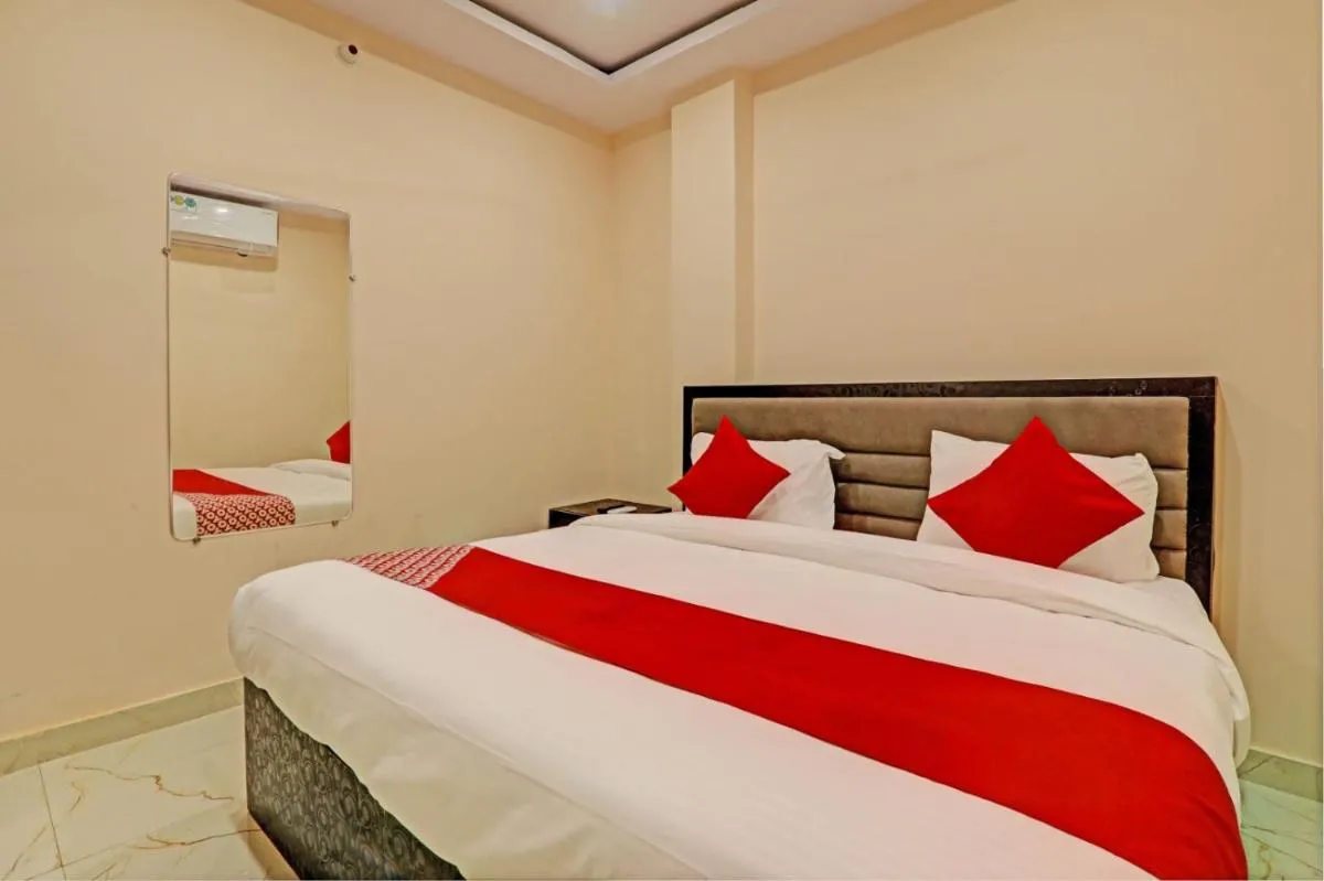 Image 2 of Hotel Madhav Inn