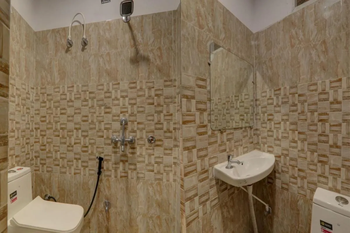 Image 4 of Hotel Madhav Inn Top Family Hotels Business Hotels Best Couple Friendly Hotel in Lucknow