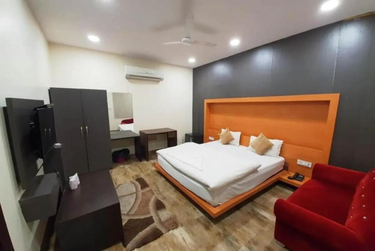 Image 5 of Hotel Mandakini Royale Near PVR Deep Cinema Hall Kanpur