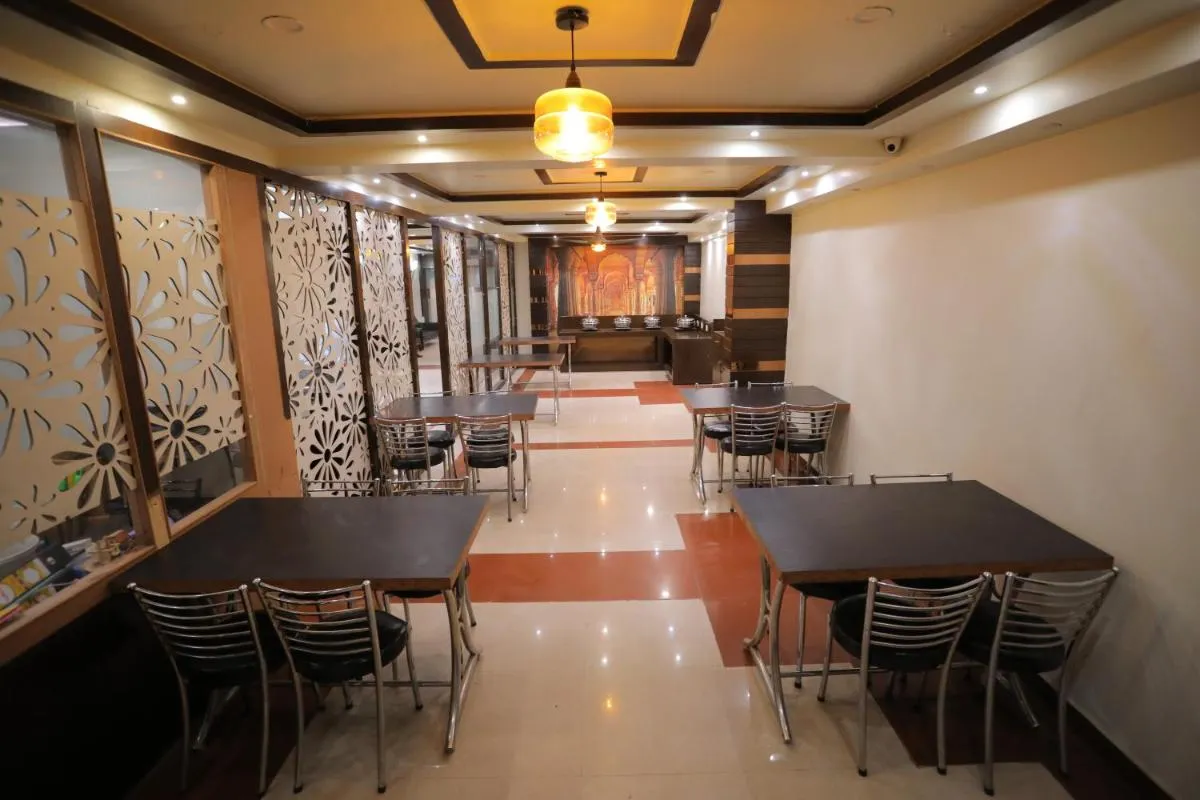 Image 2 of Hotel Marygold
