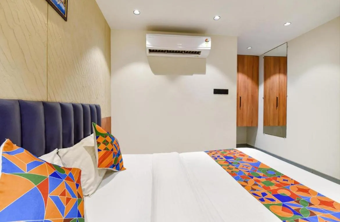Image 2 of Hotel Meera Madhav Dham- Luxe Hotel