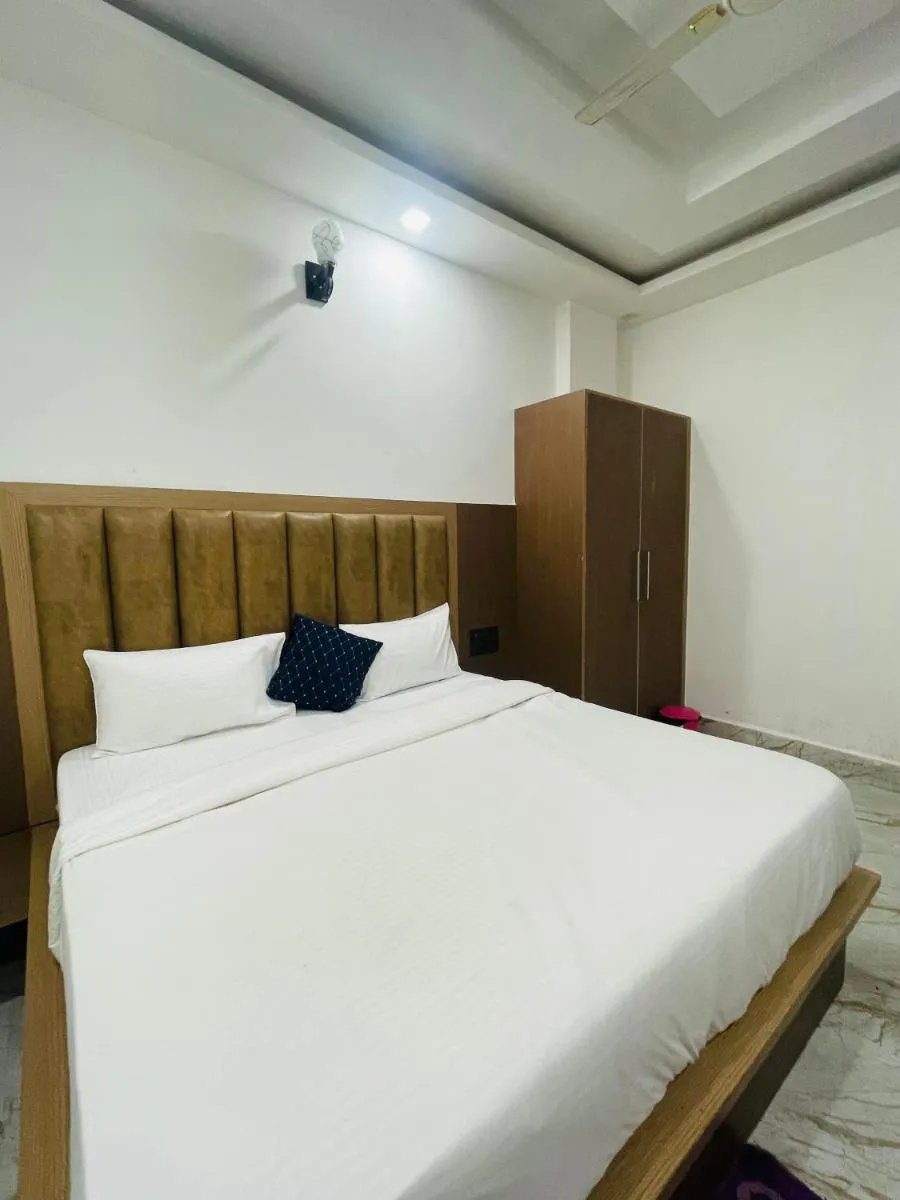 Image 6 of Hotel Meera Madhav Dham- Luxe Hotel