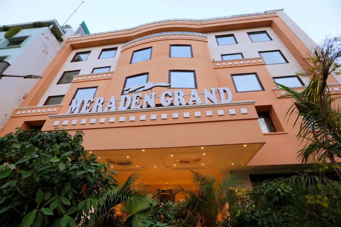 Image of Hotel Meraden Grand