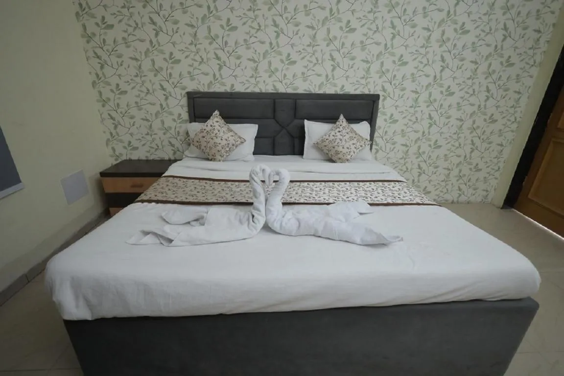 Image of Hotel Mukund Dham-Near Mathura Railway Station