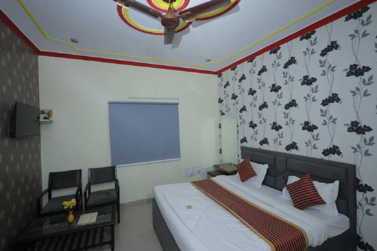 Image 6 of Hotel Mukund Dham-Near Mathura Railway Station