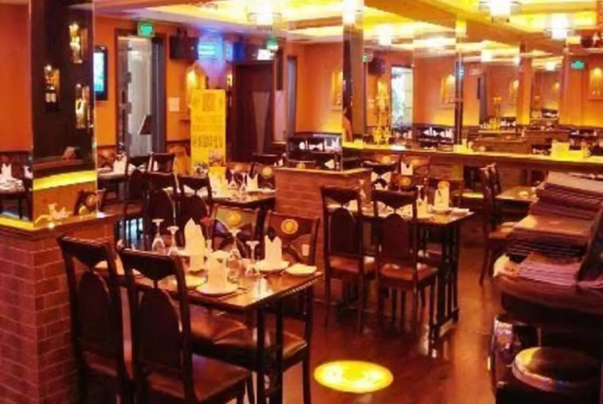 Image 6 of Hotel New Ashiyana Palace Varanasi – Fully-Air-Conditioned hotel at prime location With Wifi , Near-Kashi-Vishwanath-Temple, and-Ganga-ghat – Best Hotel in Varanasi