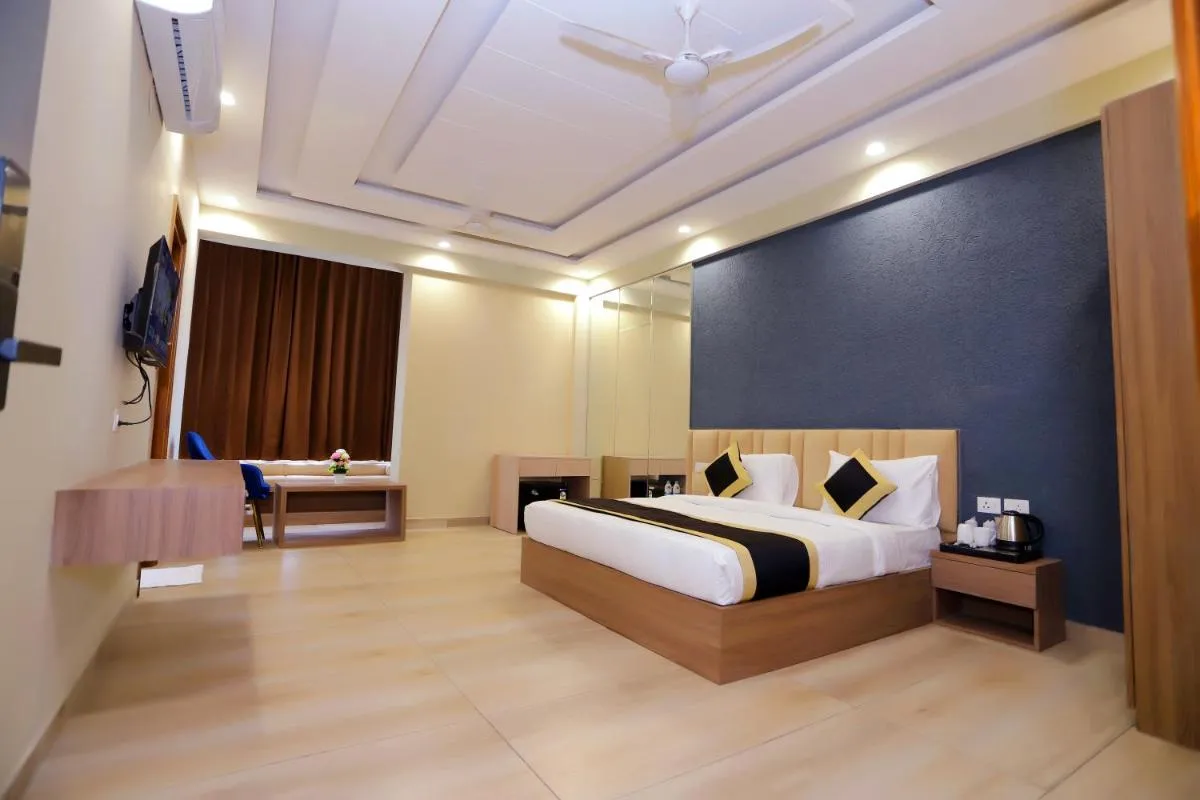 Image 4 of Hotel Nirvana Inn – Near Pari chowk Metro