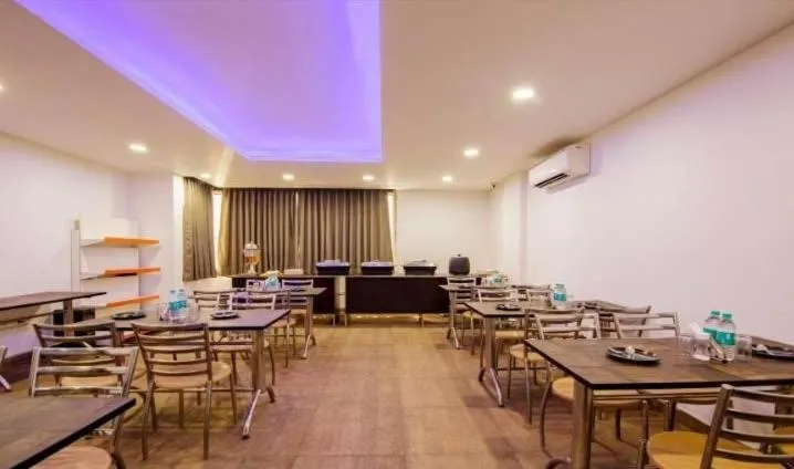 Image 2 of Hotel Noida Express