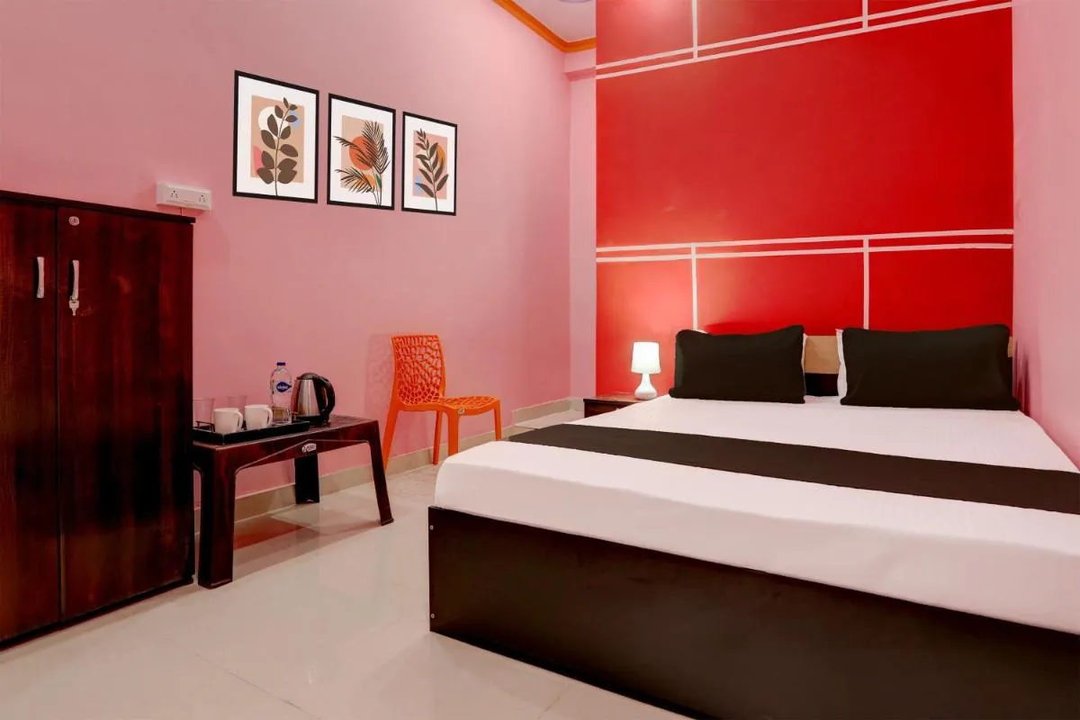 Image 2 of Hotel O Blue Moon