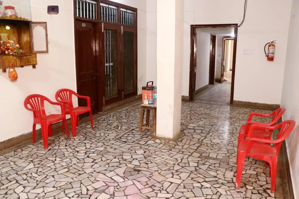 Image of Hotel O Emerald P G H Prayag Guest House