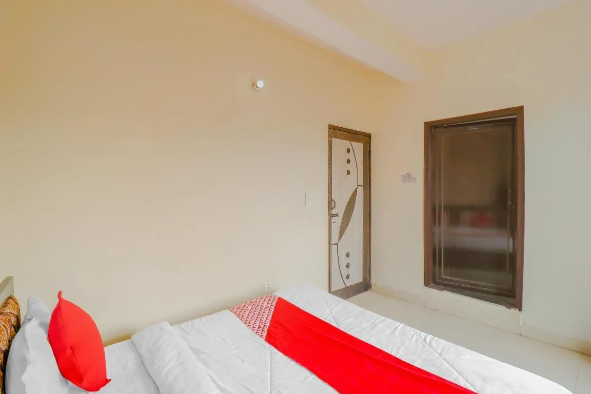 Image of Hotel O Flagship AM Residency Near Noida Sector 51 Metro Station