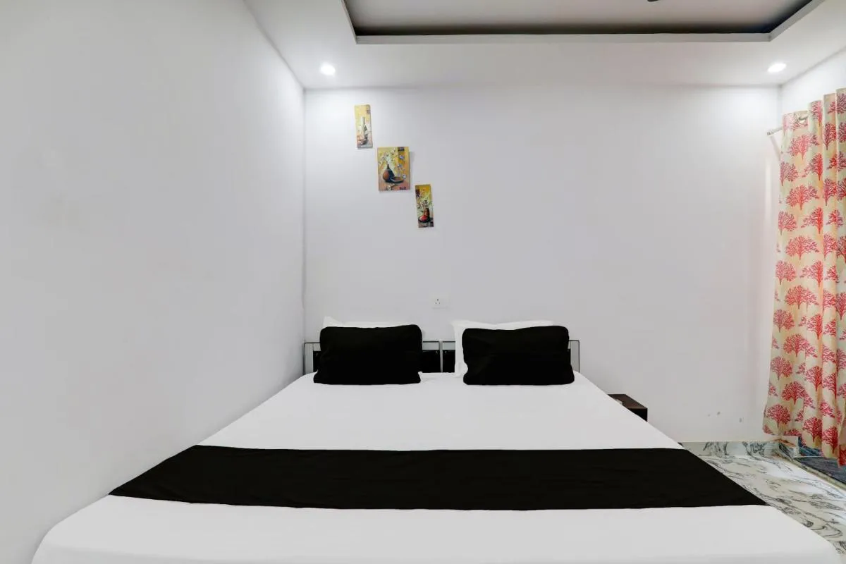Image 2 of Hotel O KN Guest House