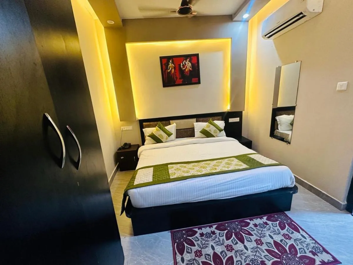 Image 1 of Hotel PSR Prem-Shobha Residency ! Varanasi – fully-Air-Conditioned hotel at prime location with off site Parking availability, near Kashi Vishwanath Temple, and Ganga ghat