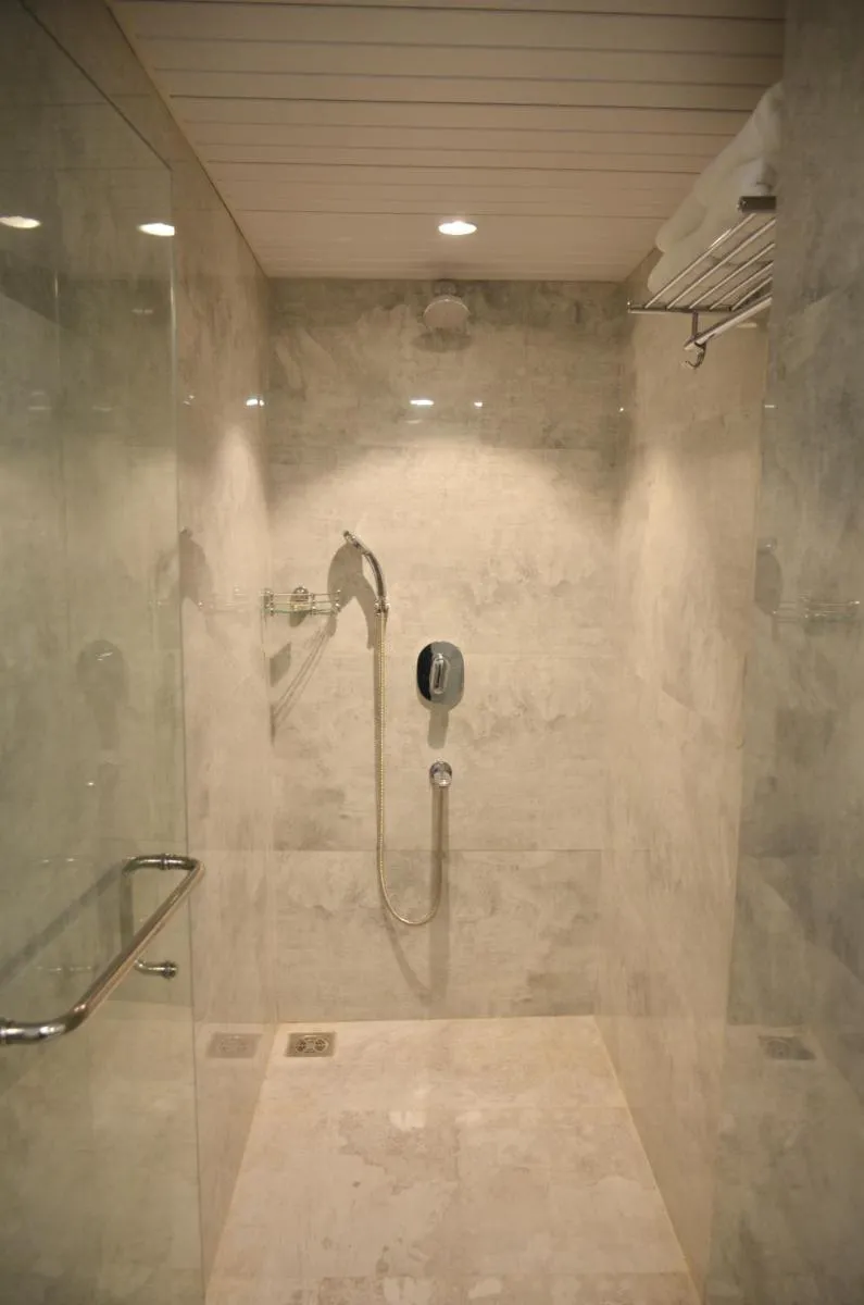 Image 3 of Hotel Radiance